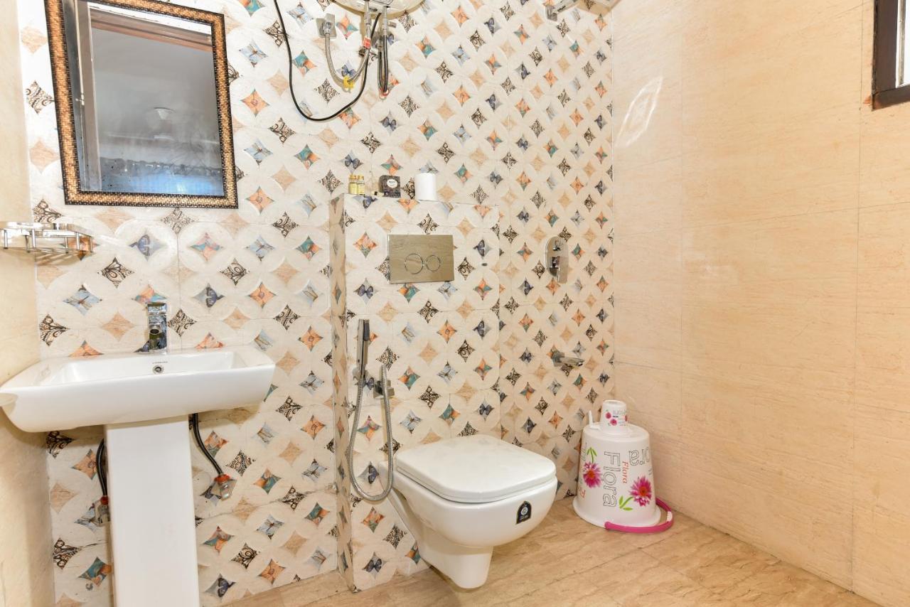 Rbm Residency Otel Gurgaon Dış mekan fotoğraf